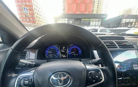 Toyota Camry, 2016 год, 1 890 000 рублей, 8 фотография