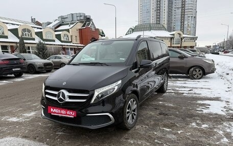 Mercedes-Benz V-Класс, 2021 год, 6 990 000 рублей, 35 фотография