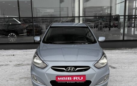 Hyundai Solaris II рестайлинг, 2012 год, 700 000 рублей, 2 фотография