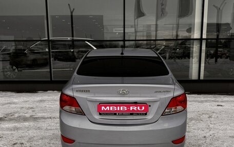 Hyundai Solaris II рестайлинг, 2012 год, 700 000 рублей, 6 фотография