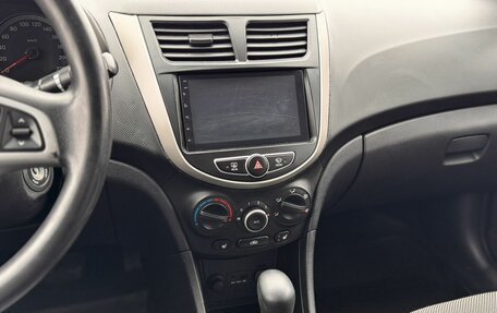 Hyundai Solaris II рестайлинг, 2012 год, 700 000 рублей, 17 фотография