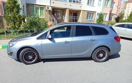 Opel Astra J, 2013 год, 590 000 рублей, 4 фотография