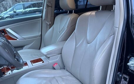 Toyota Camry, 2010 год, 1 600 000 рублей, 5 фотография