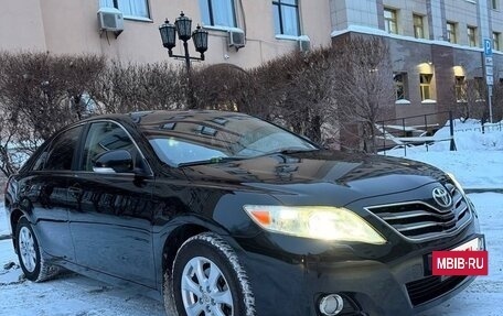 Toyota Camry, 2010 год, 1 600 000 рублей, 2 фотография