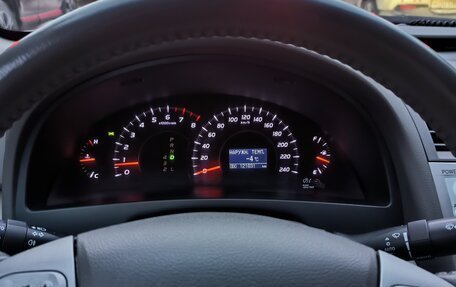 Toyota Camry, 2010 год, 1 600 000 рублей, 11 фотография