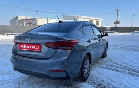 Hyundai Solaris II рестайлинг, 2017 год, 1 299 999 рублей, 11 фотография