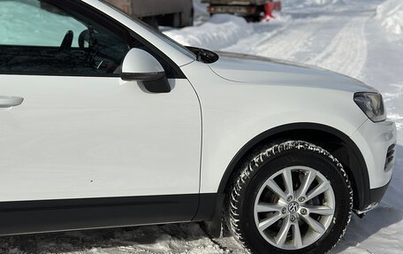 Volkswagen Touareg III, 2012 год, 1 990 000 рублей, 7 фотография