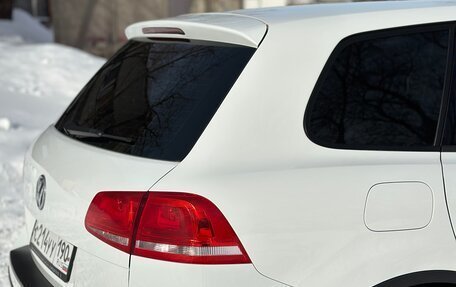 Volkswagen Touareg III, 2012 год, 1 990 000 рублей, 14 фотография