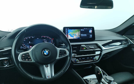 BMW 5 серия, 2021 год, 5 399 000 рублей, 9 фотография