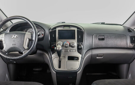 Hyundai H-1 II рестайлинг, 2013 год, 2 139 000 рублей, 17 фотография