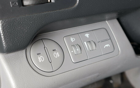 Hyundai H-1 II рестайлинг, 2013 год, 2 139 000 рублей, 22 фотография