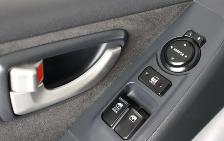 Hyundai H-1 II рестайлинг, 2013 год, 2 139 000 рублей, 23 фотография