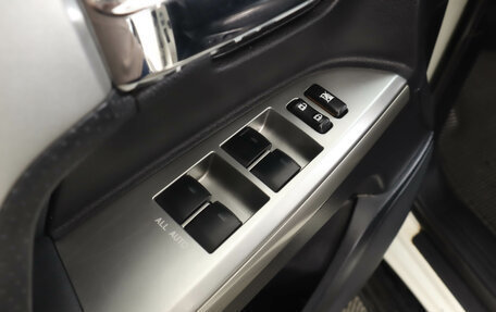 Toyota Land Cruiser 200, 2012 год, 3 389 000 рублей, 29 фотография