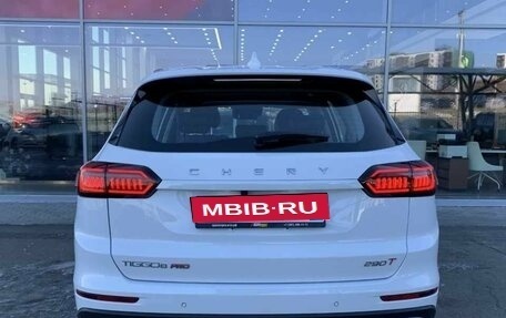 Chery Tiggo 8 Pro, 2022 год, 1 975 000 рублей, 10 фотография