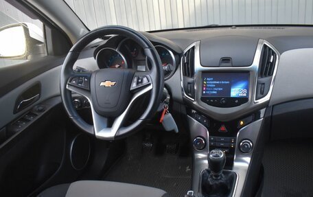 Chevrolet Cruze II, 2015 год, 809 999 рублей, 12 фотография