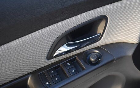 Chevrolet Cruze II, 2015 год, 809 999 рублей, 14 фотография