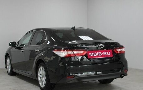 Toyota Camry, 2019 год, 2 849 900 рублей, 6 фотография