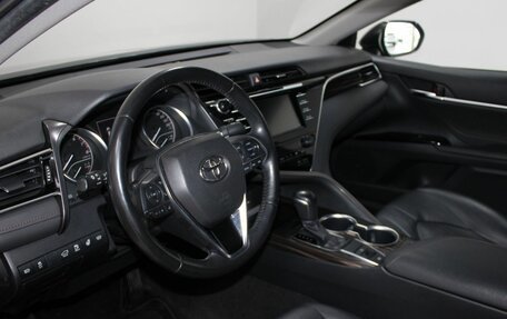 Toyota Camry, 2019 год, 2 849 900 рублей, 9 фотография