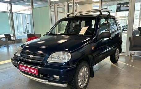 Chevrolet Niva I рестайлинг, 2009 год, 289 000 рублей, 1 фотография
