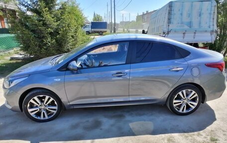 Hyundai Solaris II рестайлинг, 2019 год, 1 300 000 рублей, 1 фотография