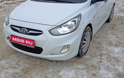 Hyundai Solaris II рестайлинг, 2013 год, 690 000 рублей, 1 фотография