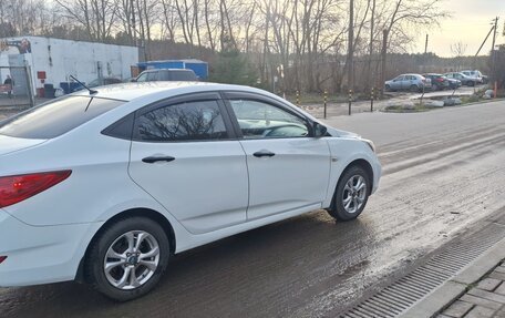 Hyundai Solaris II рестайлинг, 2013 год, 850 000 рублей, 8 фотография