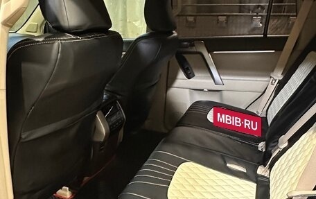 Toyota Land Cruiser Prado 150 рестайлинг 2, 2020 год, 10 000 000 рублей, 3 фотография