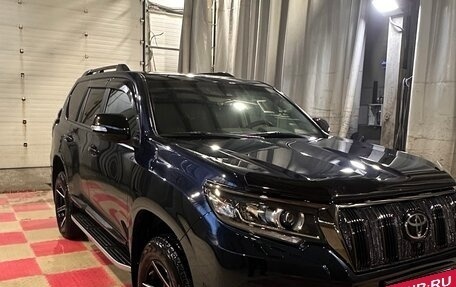 Toyota Land Cruiser Prado 150 рестайлинг 2, 2020 год, 10 000 000 рублей, 11 фотография