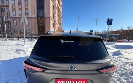Toyota Sienna, 2021 год, 6 300 000 рублей, 3 фотография