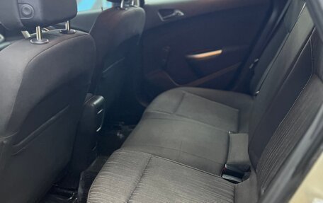 Opel Astra J, 2011 год, 750 000 рублей, 22 фотография