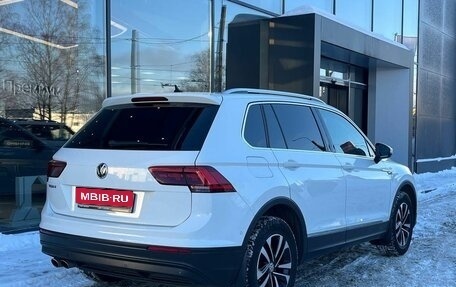 Volkswagen Tiguan II, 2019 год, 2 261 000 рублей, 5 фотография