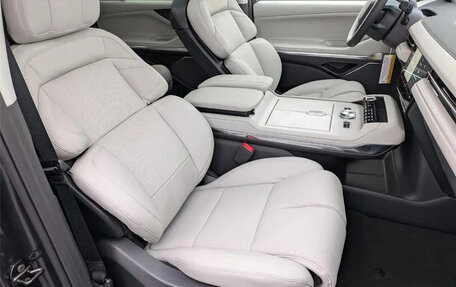 Lincoln Navigator, 2026 год, 15 100 000 рублей, 20 фотография