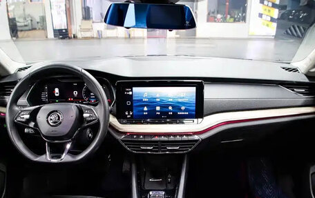 Skoda Octavia IV, 2021 год, 2 000 000 рублей, 2 фотография