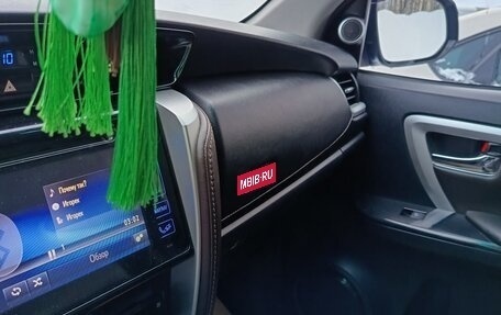 Toyota Fortuner II, 2017 год, 3 600 000 рублей, 9 фотография