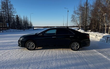 Toyota Camry, 2017 год, 3 200 000 рублей, 6 фотография