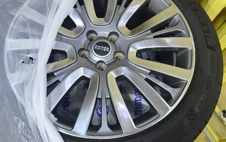 Land Rover Range Rover IV рестайлинг, 2014 год, 4 800 000 рублей, 10 фотография