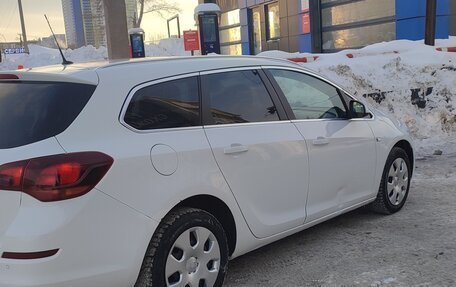 Opel Astra J, 2012 год, 585 000 рублей, 5 фотография