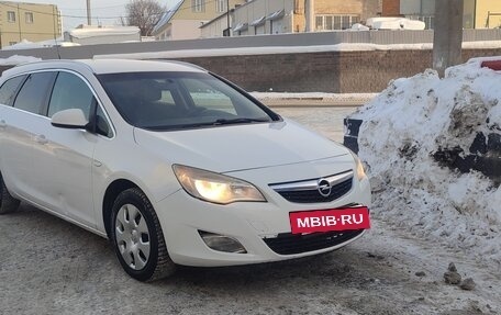 Opel Astra J, 2012 год, 585 000 рублей, 6 фотография