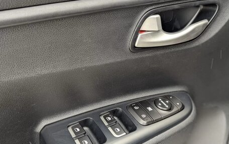 KIA Rio IV, 2019 год, 1 450 000 рублей, 9 фотография