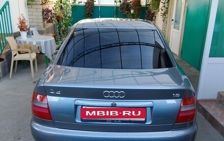 Audi A4, 1996 год, 600 000 рублей, 2 фотография