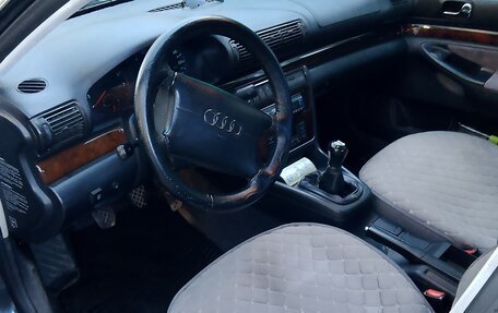 Audi A4, 1996 год, 600 000 рублей, 5 фотография