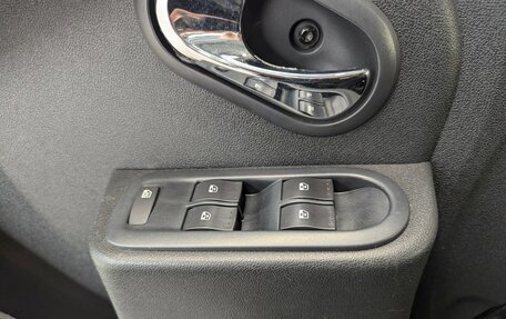 Nissan Terrano III, 2014 год, 870 000 рублей, 25 фотография