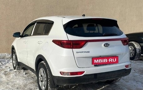 KIA Sportage IV рестайлинг, 2016 год, 1 360 000 рублей, 4 фотография