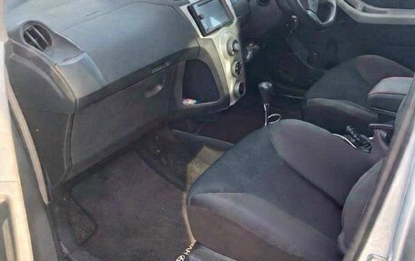 Toyota Vitz, 2006 год, 500 000 рублей, 1 фотография