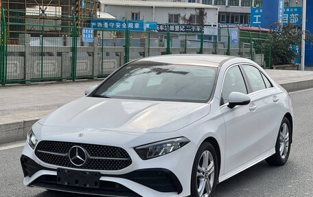 Mercedes-Benz A-Класс, 2023 год, 2 050 000 рублей, 1 фотография