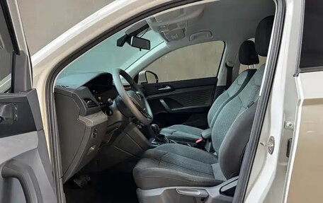 Volkswagen Tharu, 2022 год, 1 920 000 рублей, 8 фотография