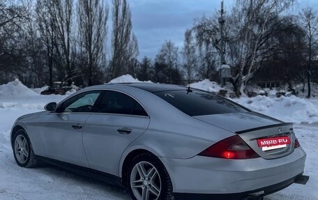 Mercedes-Benz CLS, 2005 год, 1 225 000 рублей, 3 фотография