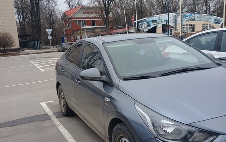 Hyundai Solaris II рестайлинг, 2019 год, 1 310 000 рублей, 2 фотография