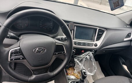 Hyundai Solaris II рестайлинг, 2019 год, 1 310 000 рублей, 7 фотография