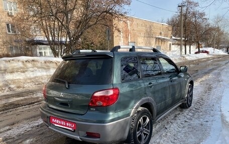 Mitsubishi Outlander III рестайлинг 3, 2006 год, 550 000 рублей, 3 фотография
